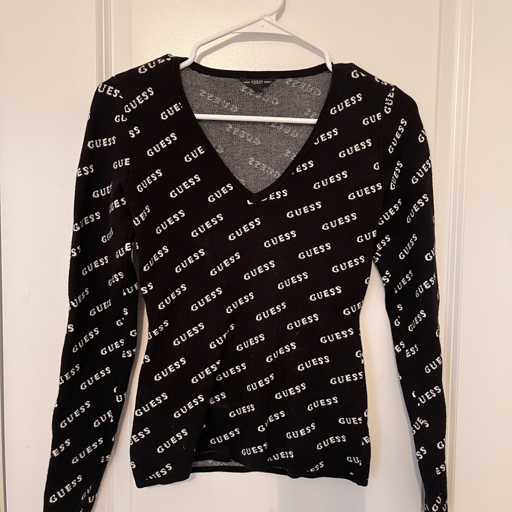 Guess Monochrome Knit Top